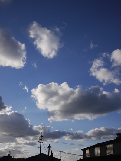 ぱんと澄んだ空