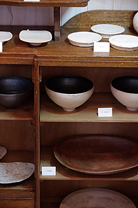 【ことばを持った器たち】高野友美作品展 【ことばを持った器たち】高野友美作品展